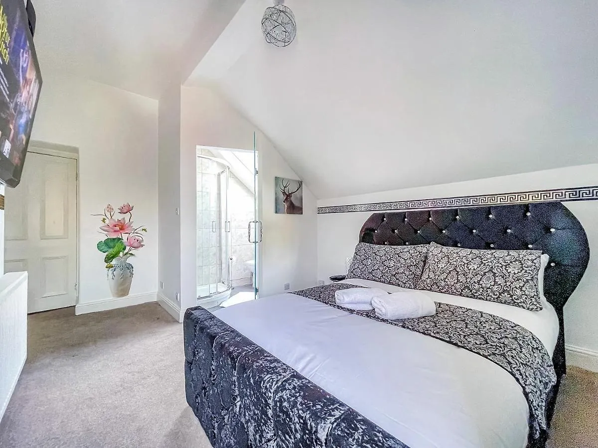 홈스테이 *Rd9Bc* For Your Most Relaxed & Cosy Stay + Free Parking + Free Fast Wifi * 리즈 영국
